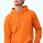 Turuncu Kapüşonlu Hoodie – Enerjik, Rahat ve Günlük Tarz