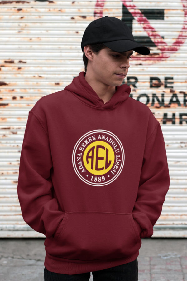 Adana Erkek Anadolu Lisesi Bordo Kapüşonlu Sweatshirt – AEL 1889 Logolu - Görsel 2