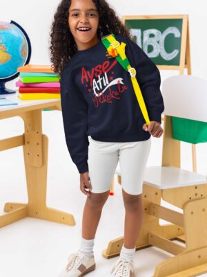 Ayşe Atıl İlkokulu Lacivert Sweatshirt – Sıcak, Şık ve Okula Uyumlu Tasarım